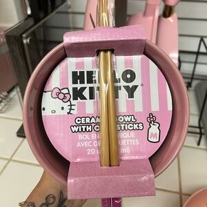 Hello Kitty bowl with chopsticks